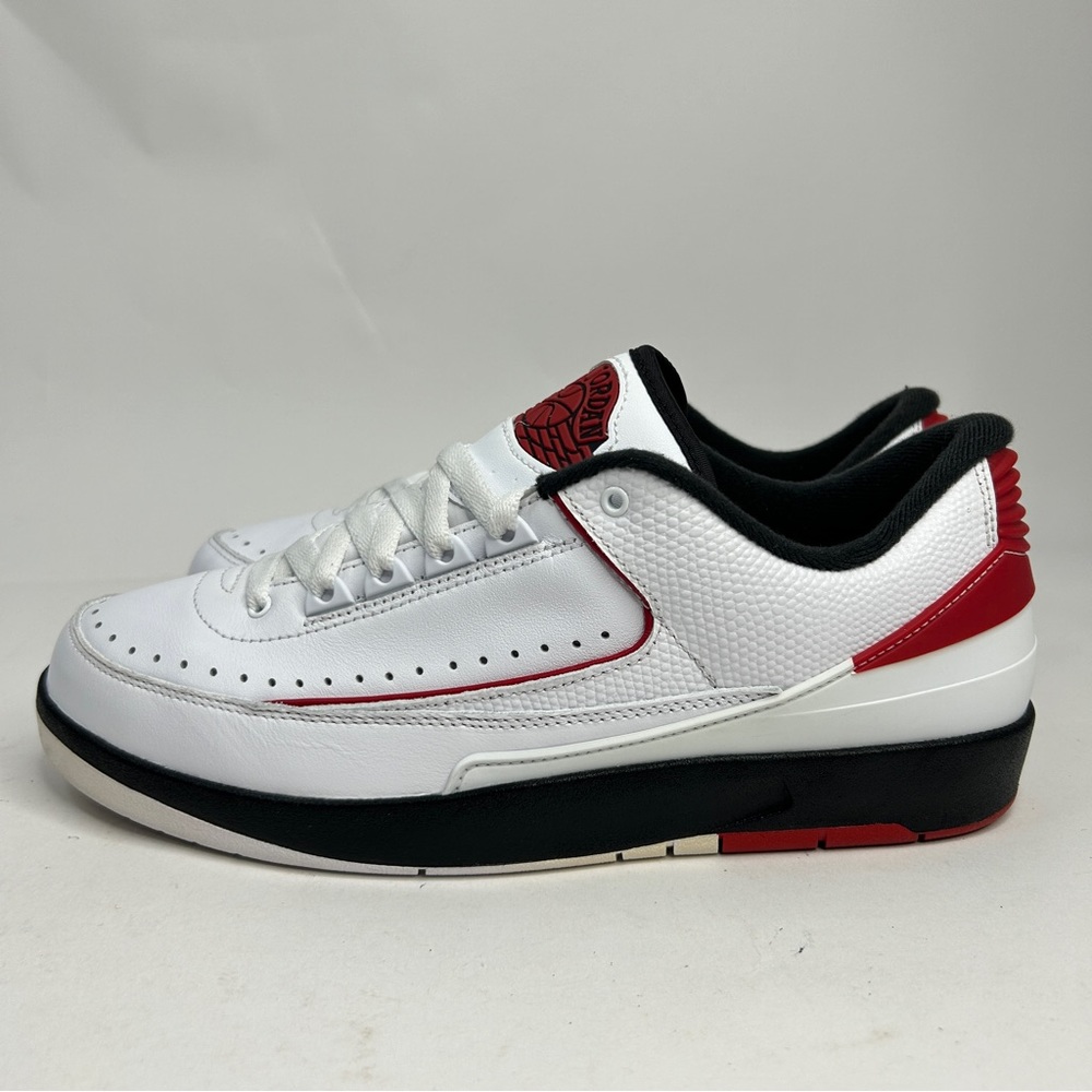 Nike Air Jordan 2 Retro Low “Chicago” 2023 - Picture 5 of 8